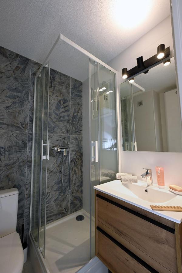 Charmant Studio 2A4 Pers Avec Jardin Et Place De Parking Situe A 5 Min A Pied De La Mer 邦多勒 外观 照片