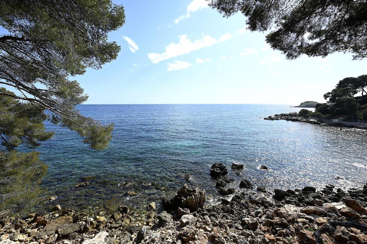 Charmant Studio 2A4 Pers Avec Jardin Et Place De Parking Situe A 5 Min A Pied De La Mer 邦多勒 外观 照片