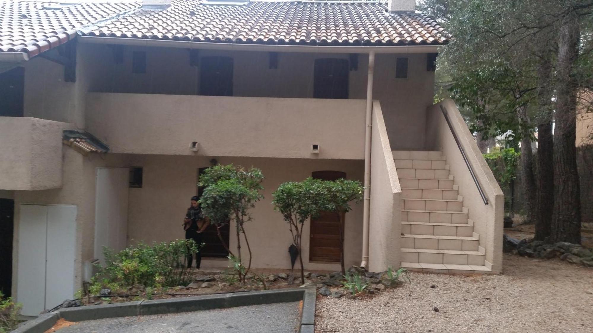 Charmant Studio 2A4 Pers Avec Jardin Et Place De Parking Situe A 5 Min A Pied De La Mer 邦多勒 外观 照片